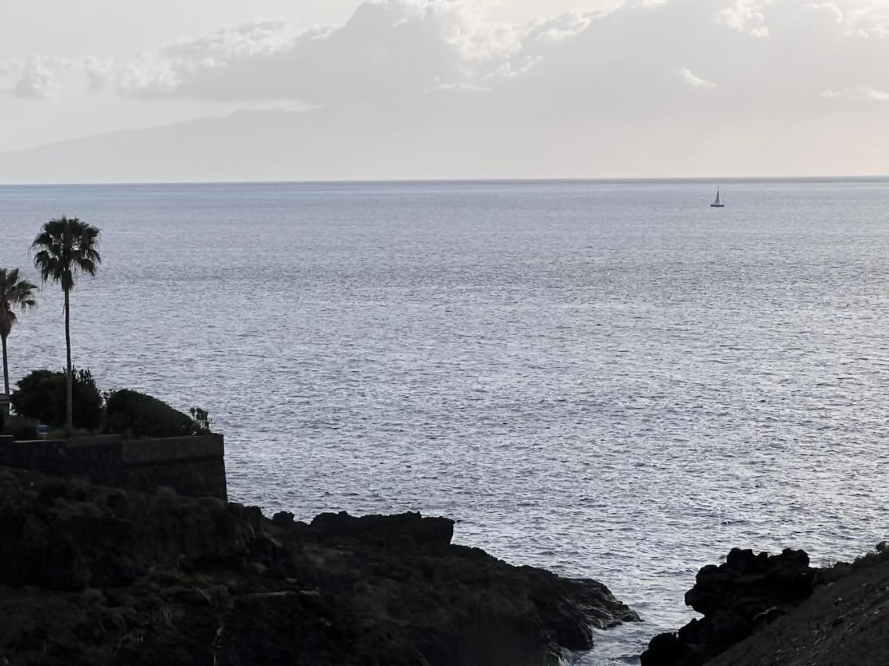 Apartamento En Los Gigantes Con Vistas Al Mar Santiago del Teide Eksteriør billede