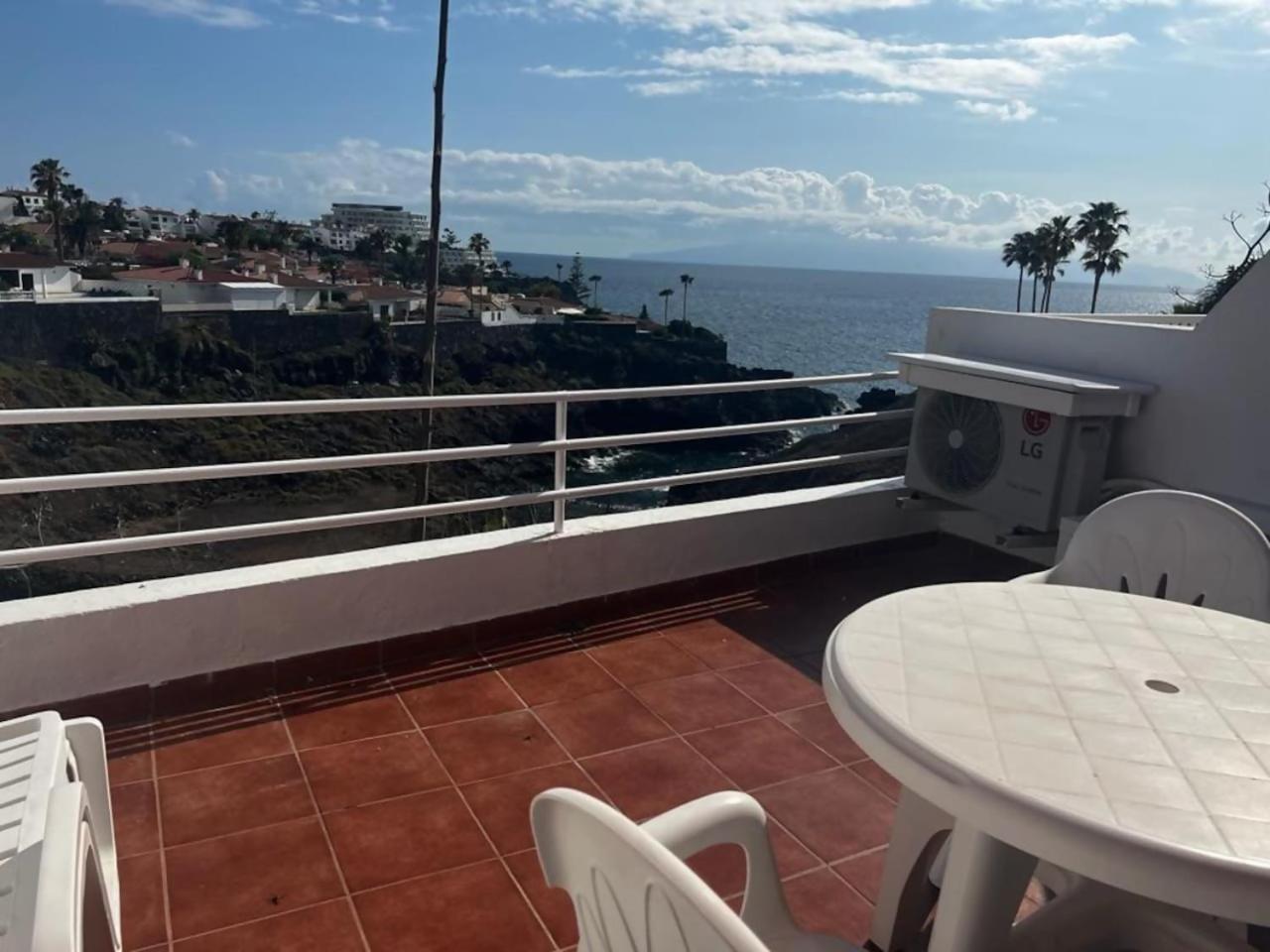 Apartamento En Los Gigantes Con Vistas Al Mar Santiago del Teide Eksteriør billede